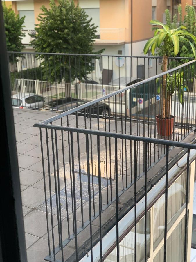 Hotel Neyra Beach Rimini Eksteriør billede
