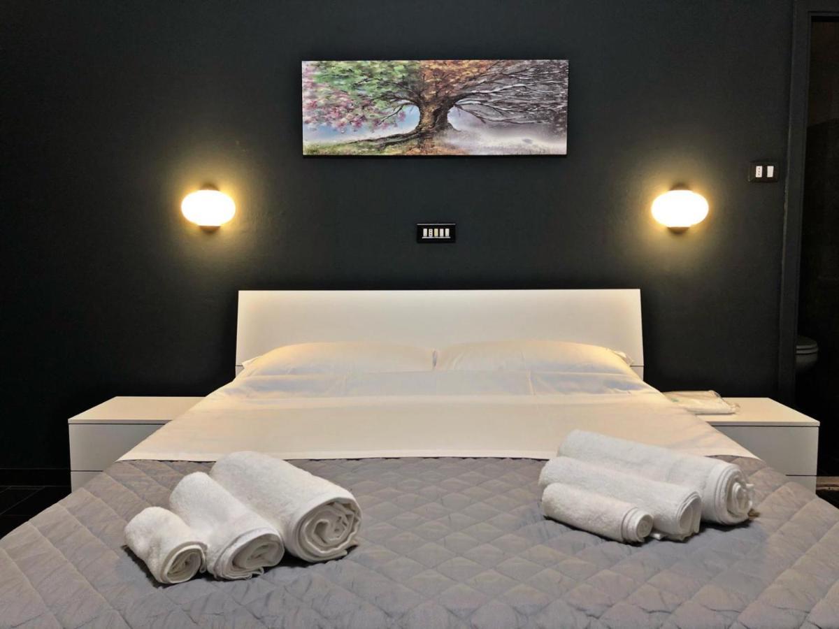 Hotel Neyra Beach Rimini Eksteriør billede